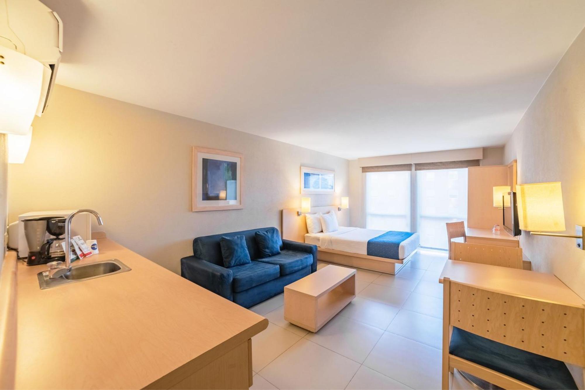 Express By Marriott Hotel 4*