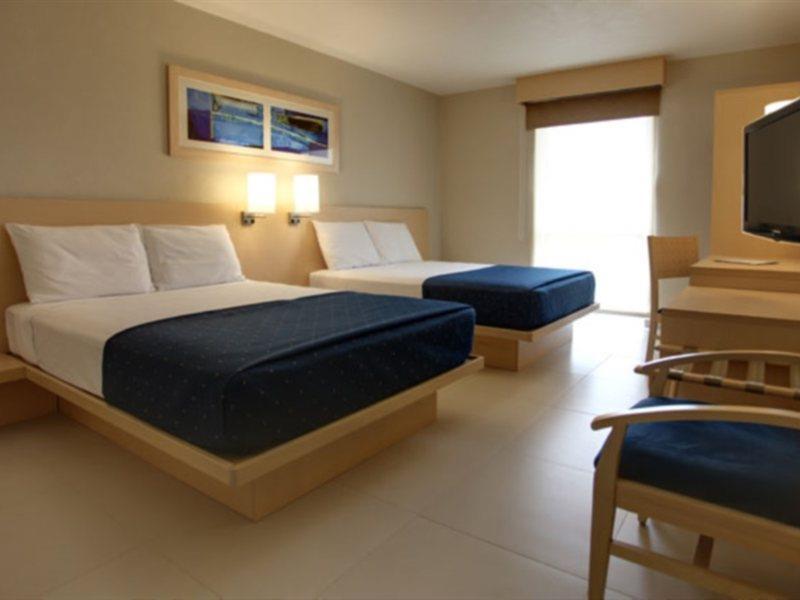 Express By Marriott Hotel 4*